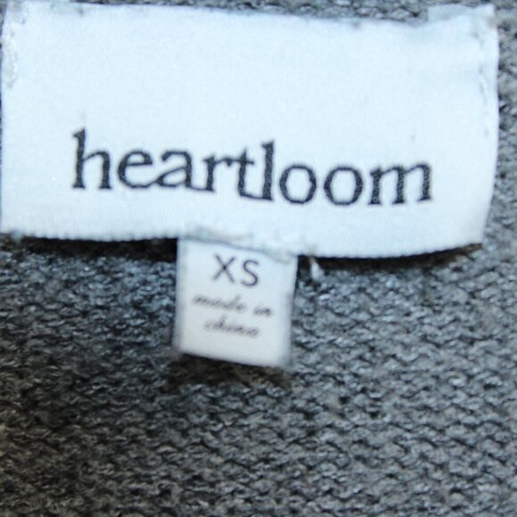 HEARTLOOM Evie Sweater Gray size XSmall - Picture 2 of 5